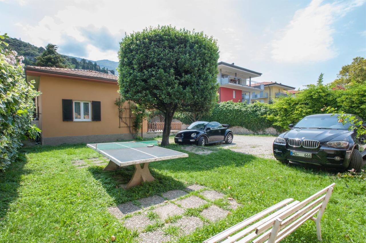 Casa Doppia Apartamento Torbole Sul Garda Exterior foto