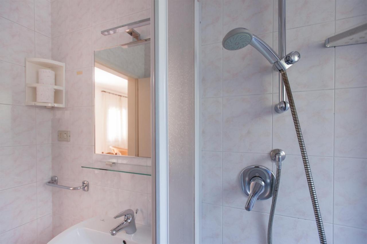 Casa Doppia Apartamento Torbole Sul Garda Exterior foto